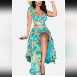 Brand New Without Tag. Tropical Blue and Yellow Women's Skirt